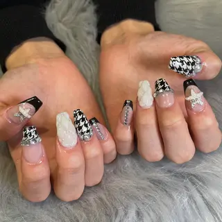 ネイル RICO NAIL所属・RICO Nail パーツつけ放題🌈のネイルデザイン