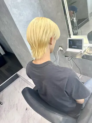 ショート カラー メンズ 透明感/ブリーチ縮毛 /髪質改善/星野純一のヘアスタイル