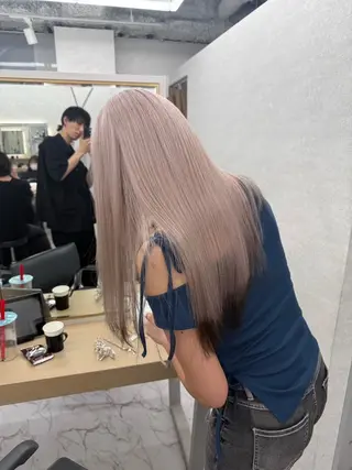 ロング カラー youres hair 新宿3丁目店所属・🍫ハイトーン✖︎ 髪質改善🍫柴田のヘアスタイル