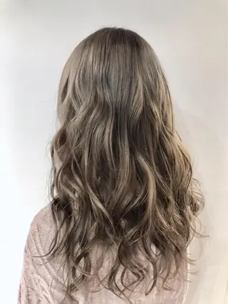 ロング カラー 女性リピ90%🍨 🩷佐藤みずきのヘアスタイル