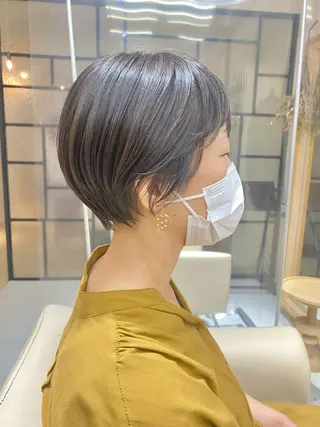 ショート カラー 安永 涼のヘアスタイル