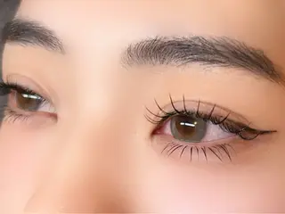 マツエク・マツパ Elira wing所属・ヤハタ エリのマツエク・マツパデザイン