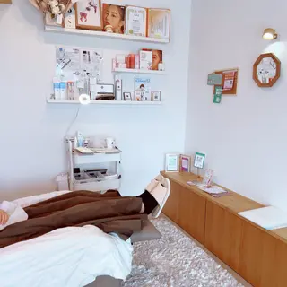 セルフホワイトニング Shineeのエステ・リラクイメージ