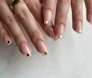 ネイル 相沢 さやかのネイルデザイン