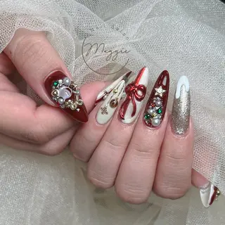 ネイル Maggie Nail🦩のネイルデザイン