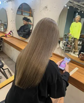 ロング カラー 岡本 太陽☀️のヘアスタイル