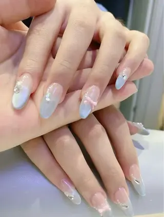 ネイル 高木 維麗絲のネイルデザイン