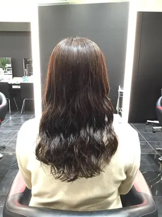ロング パーマ Annon プライベートサロンのヘアスタイル