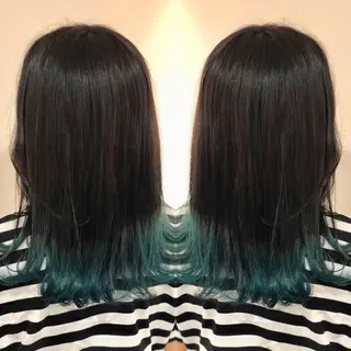 セミロング カラー M IIのヘアスタイル