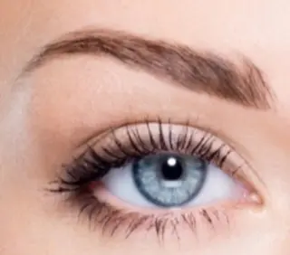 アイブロウ Lashiku・Zero所属・LasikuZero maikoのマツエク・マツパデザイン