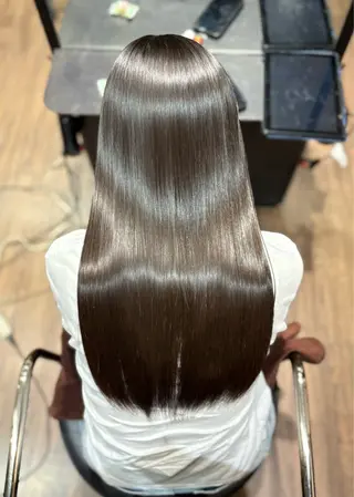 ロング UNCHEL所属・鈴木 大和のヘアスタイル