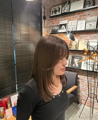 セミロング カラー organic＋atelier所属・りお ブリーチカラーのヘアスタイル