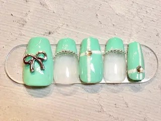 ネイル ピンキー 池田公園店のネイルデザイン