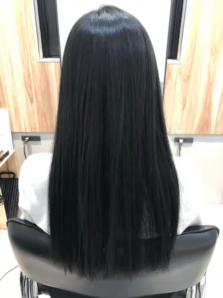 ロング カラー OFF YUYAのヘアスタイル