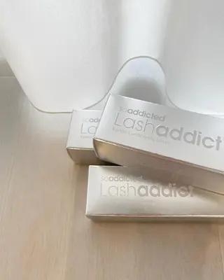 マツエク・マツパ Lowen 京都市役所前のマツエク・マツパデザイン