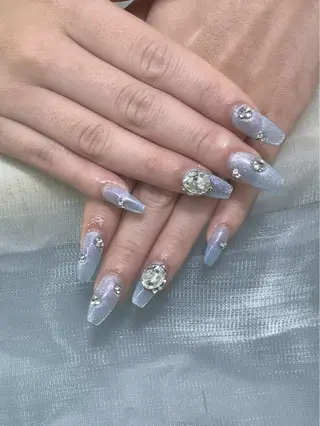 ネイル D‘OPALEサロン所属・さイ どうのネイルデザイン