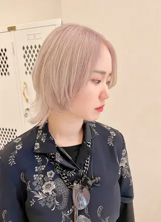 ミディアム カラー レイヤー/韓国 ハイトーン興津史弥のヘアスタイル