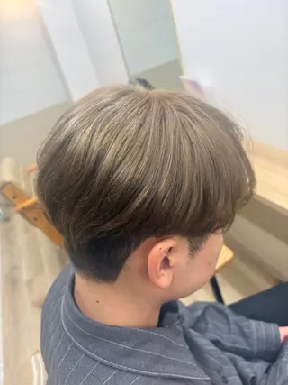 カラー a. ririのヘアスタイル