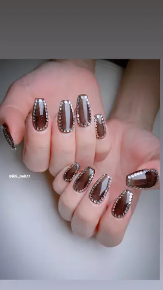 ネイル JINI NAIL所属・ジニ ネイルのネイルデザイン