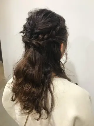 ヘアアレンジ 暖色カラー🍊 ボブ🌿顔周りcutのヘアスタイル