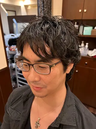 ミディアム 銀座バルビエグラン 角田雅樹（夜限定）のヘアスタイル