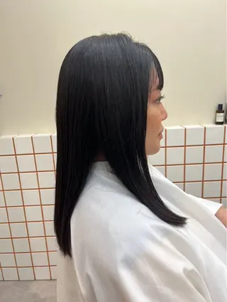 ショート カラー Number博多所属・東村 光希のヘアスタイル