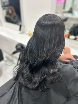 カラー 🤍韓国寒色カラー 🤍MADOKAのヘアスタイル