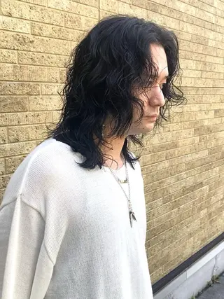 セミロング パーマ 山崎 航のヘアスタイル