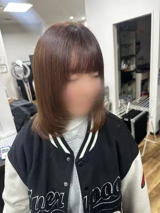 ミディアム バリエーション所属・森 音遠のヘアスタイル