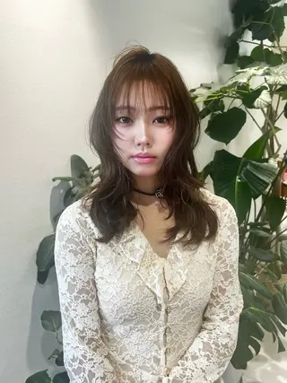 ミディアム カラー レイヤーカット/カラ ー/U24/河野凜のヘアスタイル