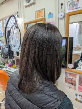セミロング カラー ヘルシーヘアーリターン所属・前川 奈緒美のヘアスタイル