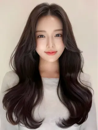 ロング 映える顔まわり/前髪 特化 💗 ユキマのヘアスタイル