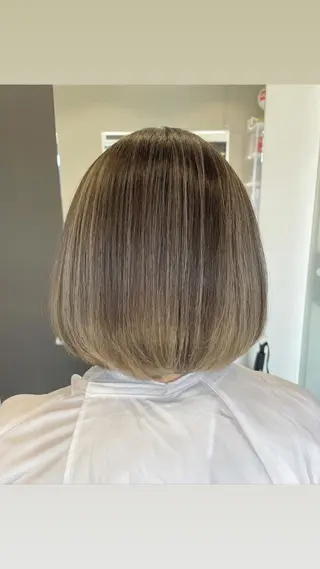 ショート 🔹TOMO🔹 圧倒的経験値🔹のヘアスタイル