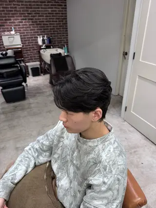 ミディアム 山野愛子美容室　銀座店所属・tomoメンズ特化 /パーマ/カットのヘアスタイル