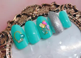 ネイル CROWN プライベートサロンのネイルデザイン