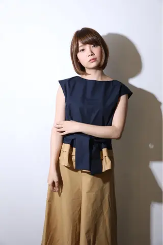 ミディアム Endearing 銀座/レイヤーカットのヘアスタイル