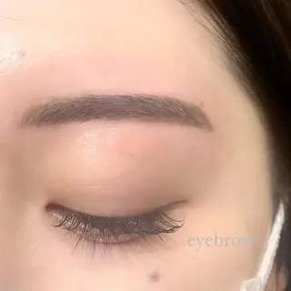 マツエク・マツパ Cheri所属・きし かりんの眉毛・アイブロウイメージ