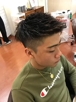 パーマ メンズ ヨシダ トオルのヘアスタイル