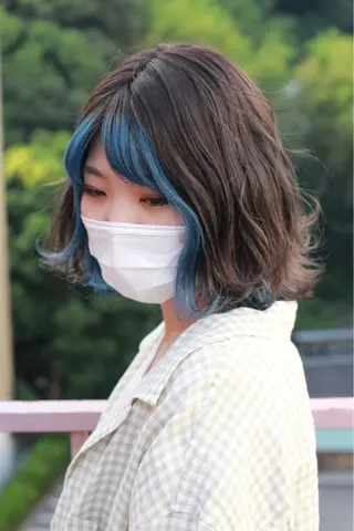 ショート カラー Viage （ビアージュ）のヘアスタイル