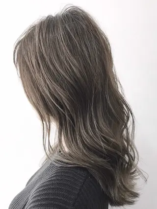 カラー ❤️ショートカット ・顔周りカット❤️のヘアスタイル