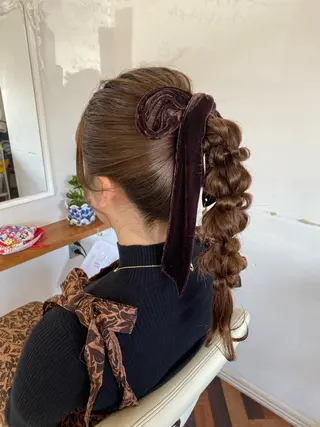 セミロング ヘアアレンジ Kazaoka Saraのヘアスタイル