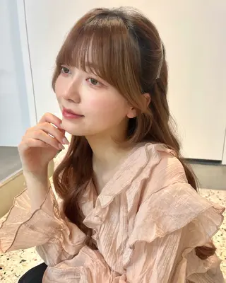ロング カラー ayaka♡ 柔らかカラーのヘアスタイル