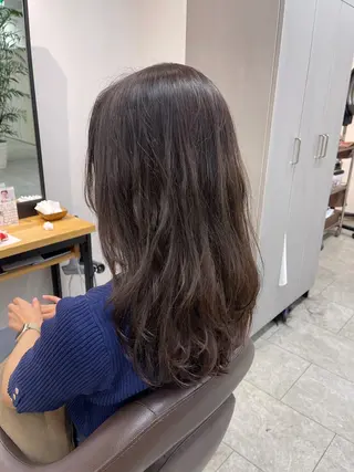 セミロング neaf 六本木店所属・六本木🫧ハイライト 望月彩音のヘアスタイル