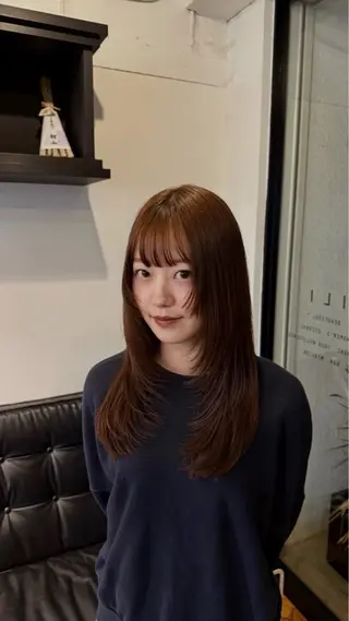 ロング ヒグチ マユのヘアスタイル