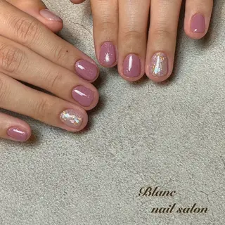 ショート Blanc ブランのネイルデザイン