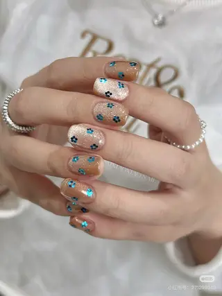 ネイル Eveネイル チップスカルプ専門店のネイルデザイン