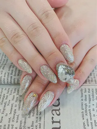 ネイル 森山 舞のネイルデザイン