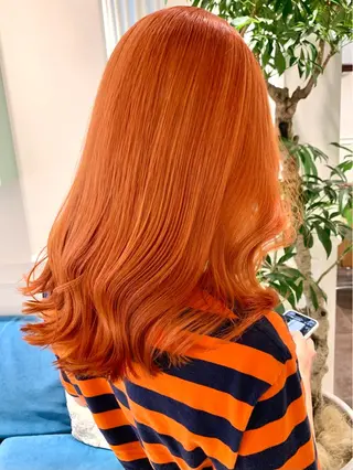 セミロング 🍀ケアブリーチ カラー🍀坂井のヘアスタイル