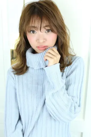 ミディアム 米倉 群のヘアスタイル