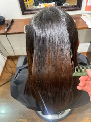 セミロング ビューティーサロン愛所属・きむら ともやのヘアスタイル